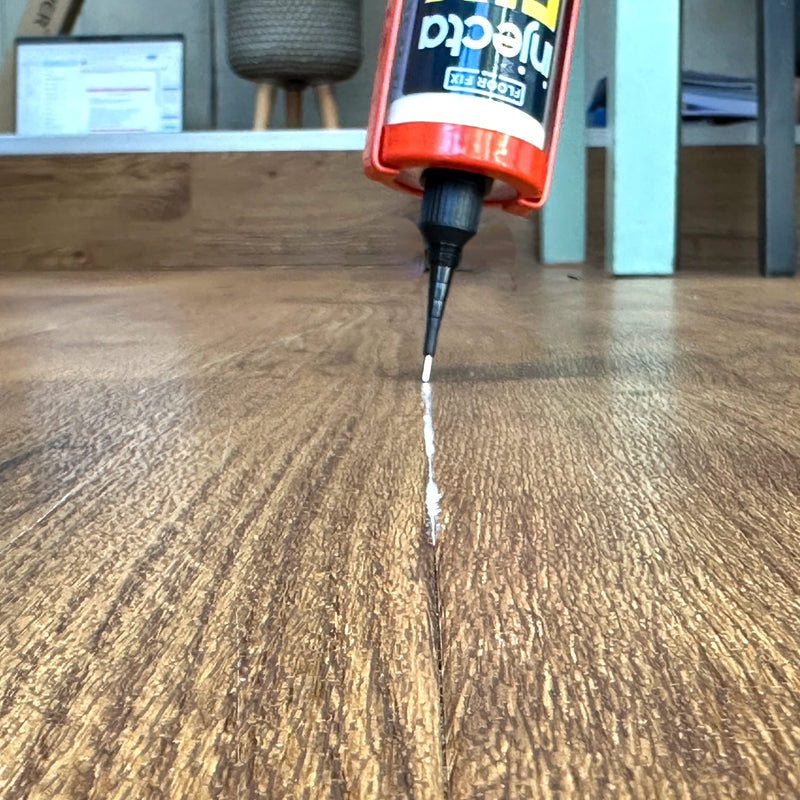 Laden Sie das Bild in Galerie -Viewer, Injectafix Pro 300ml - Bonding Adhesive For Loose Tiles & Hollow Floors - Floor Fix Pro Flooring Adhesives