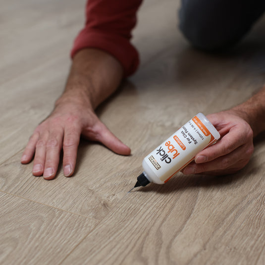 Quietschendes Laminat Diagnostik & Reparatur